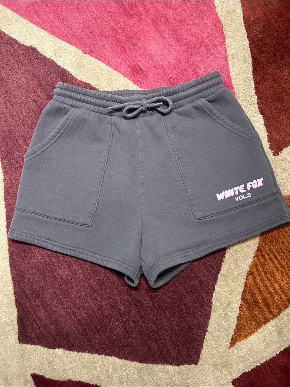 White Fox Offstage Lounge Shorts Size S